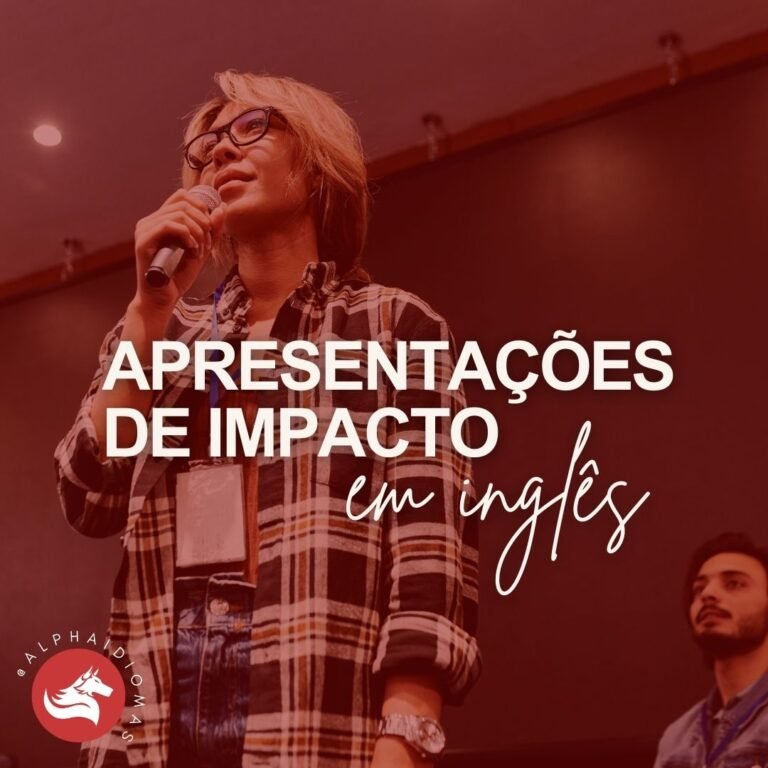 Pessoa apresentando em inglês com confiança durante uma palestra.